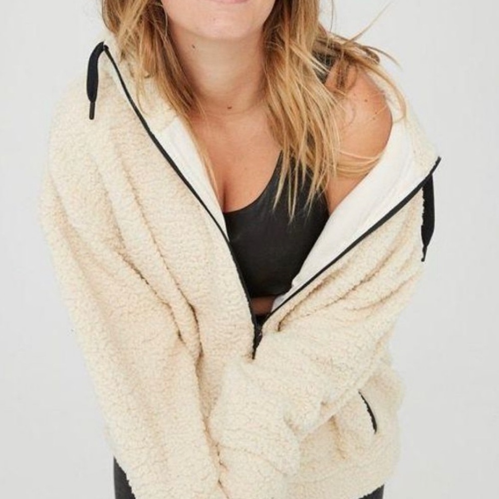 Aerie Offline Sherpa zip-up Sz xxs